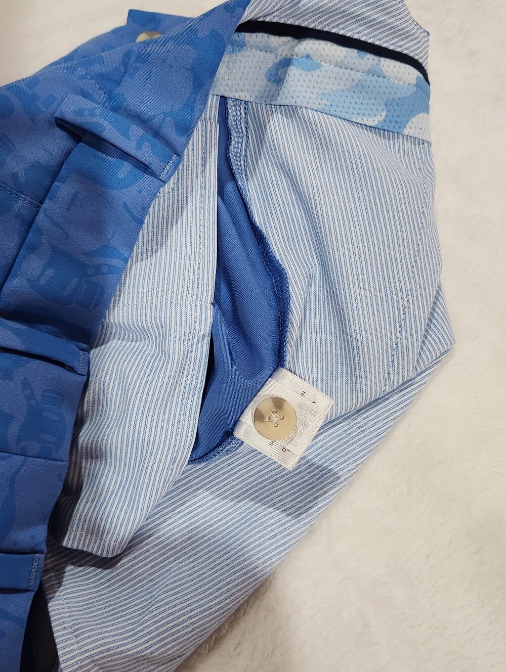 Peter Millar Men's Golf Blue Shorts, Guitar Print, Size 34 - Picture 4 of 8
